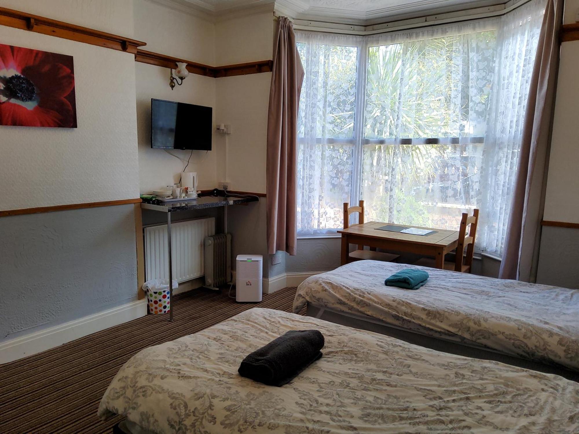 Moonside Lets Hotell Skegness Exteriör bild