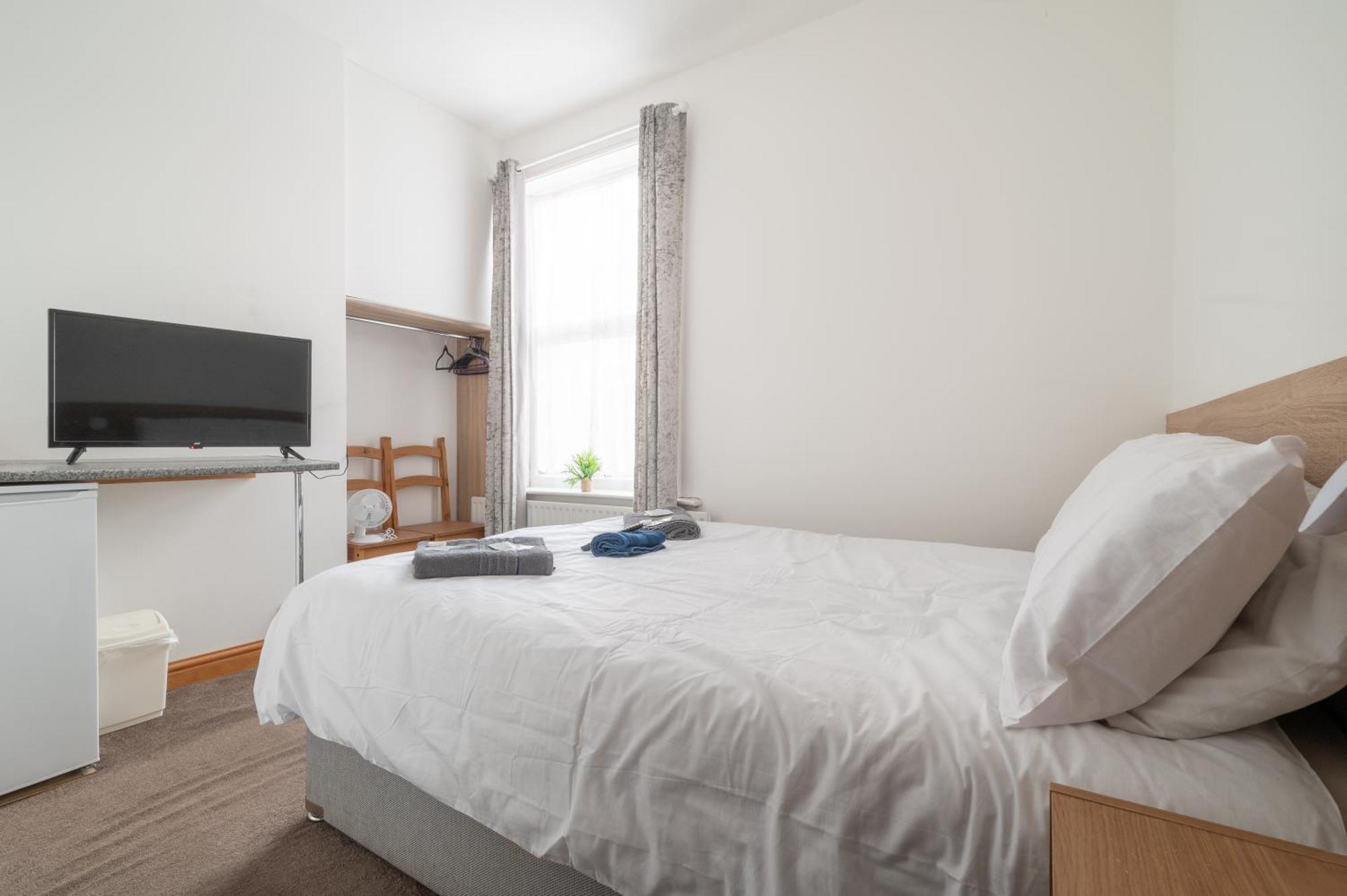 Moonside Lets Hotell Skegness Exteriör bild