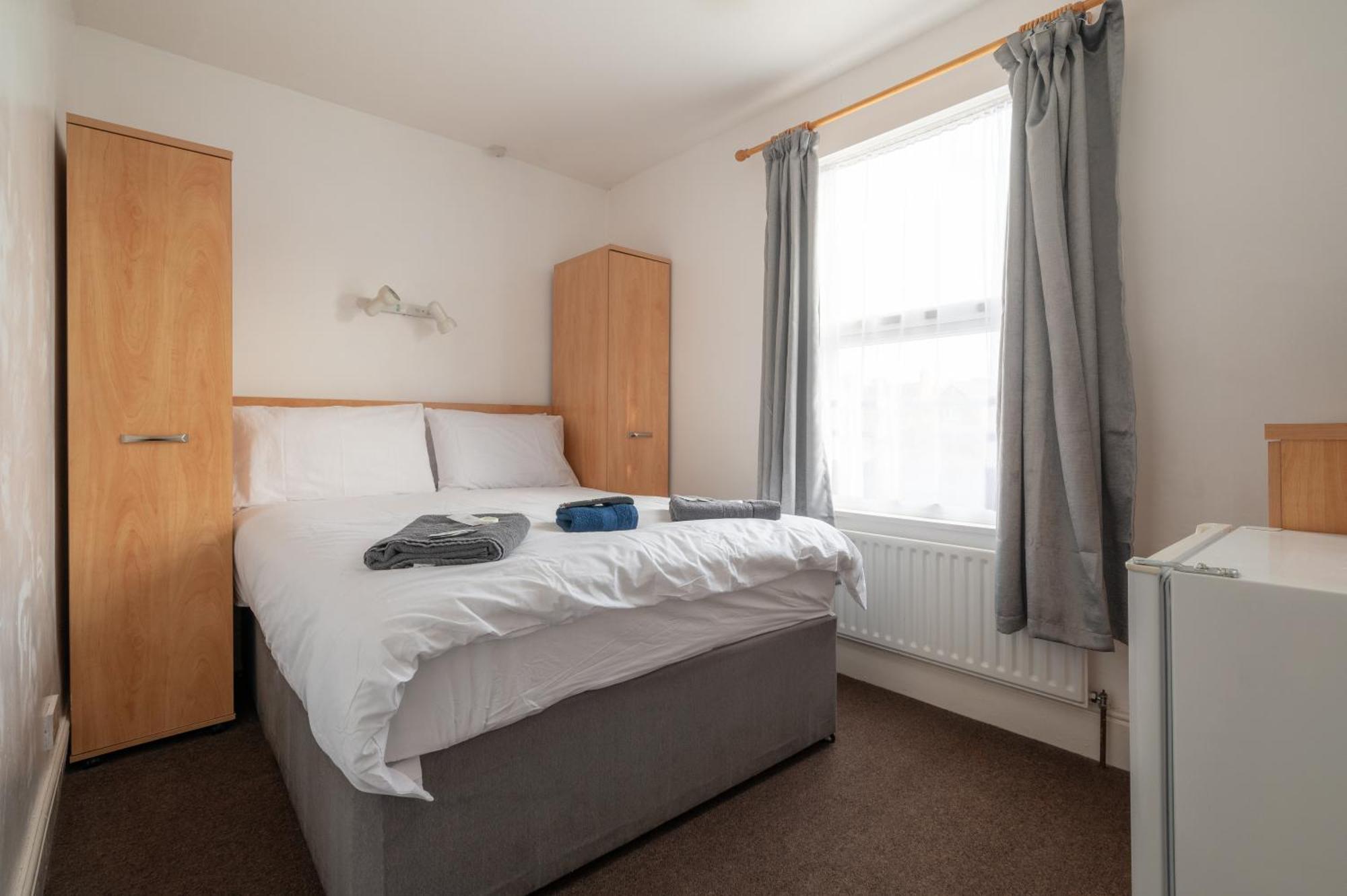Moonside Lets Hotell Skegness Exteriör bild