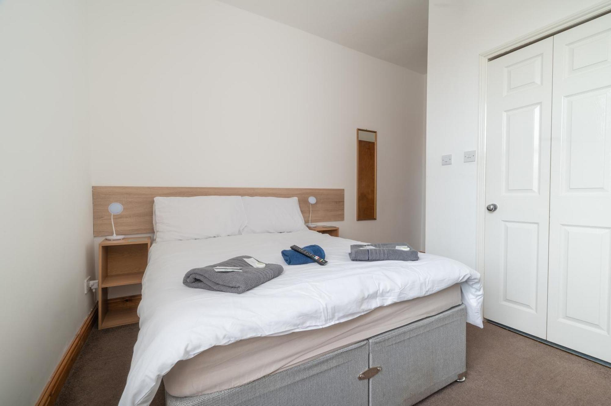 Moonside Lets Hotell Skegness Exteriör bild