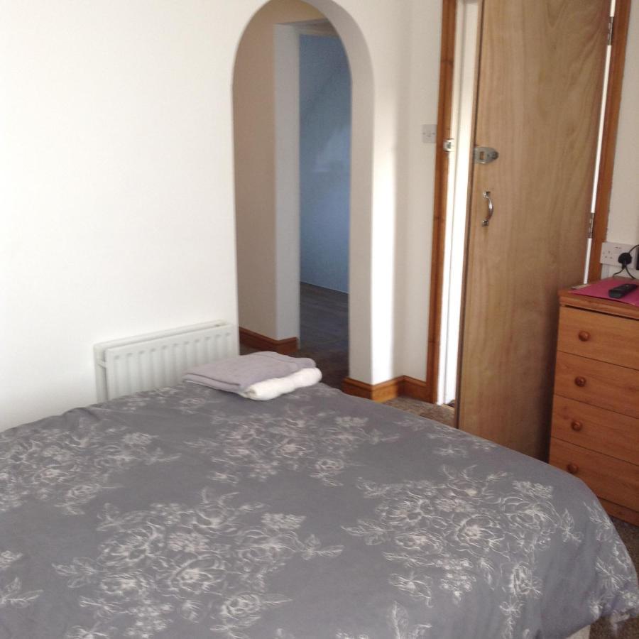 Moonside Lets Hotell Skegness Exteriör bild
